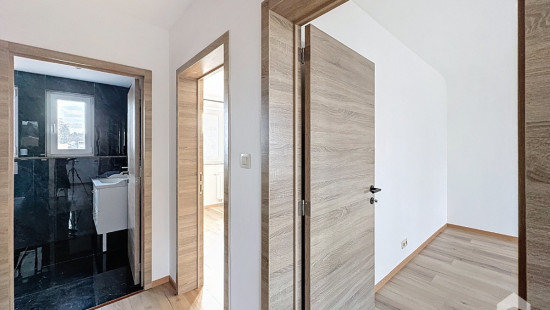 Boulevard Rossevelt - 12 - - 7060