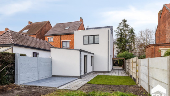 Onafhankelijkheidsstraat - 5 - - 3970