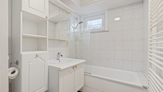 L. Van Hoeymissenstraat - 64 - - 1840