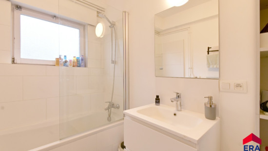 Sint-Bernadettestraat - 28 - - 9000