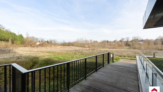 Stationsstraat - 8B - - 1640