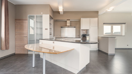 Rijksweg - 496 - - 8710