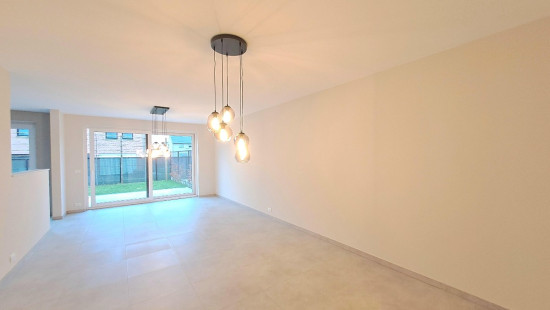 Europaplein - 11 - - 8550