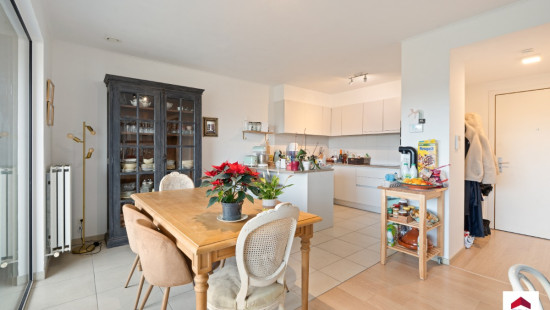 Stationsstraat - 8B - - 1640