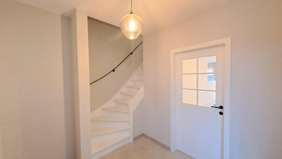 Europaplein - 11 - - 8550