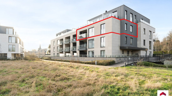 Stationsstraat - 8B - - 1640