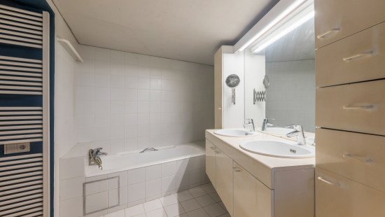 Dorp - 9/9A - - 9220