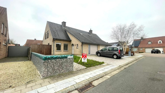 Bunderstraat - 4 - - 8940