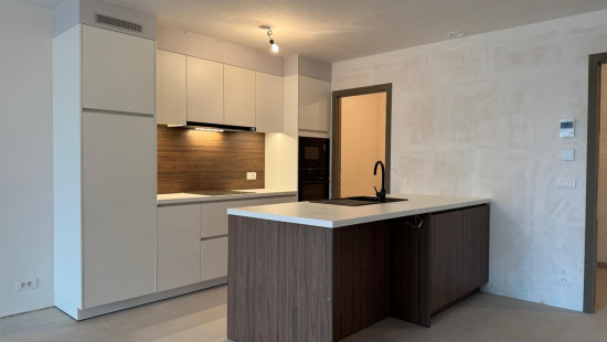 Staatsbaan - 76* - - 1.3 - 9870