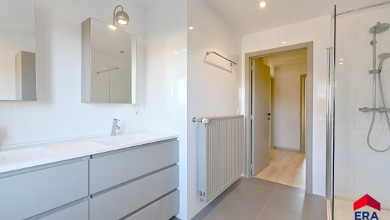 Koningin Fabiolalaan - 27 - - 9990