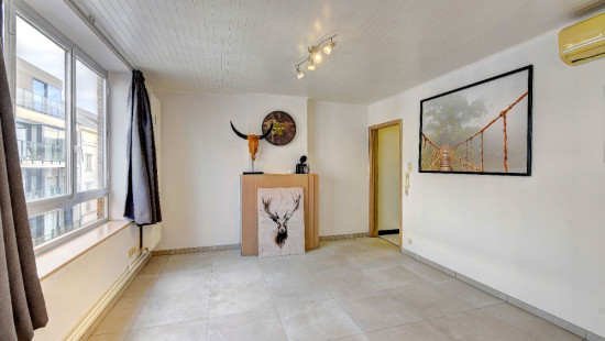 Oude Vestenstraat - 3-5 bus 7 - - 3300