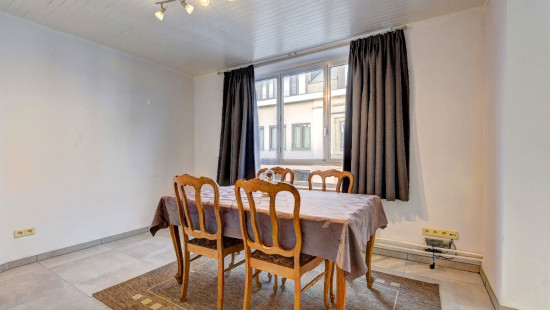 Oude Vestenstraat - 3-5 bus 7 - - 3300