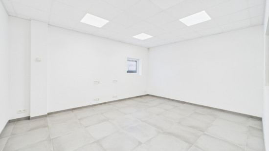 Zone d'activités Nord - 79 - -bureau 1 - 5377