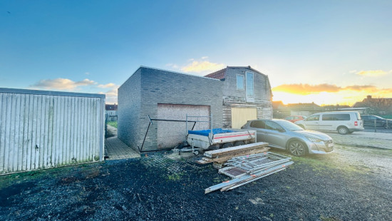 Komenstraat - 70 - - 8940