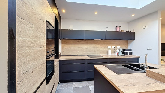 Rue Jules Destrée - 152 - - 7390