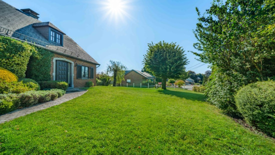 Rue Paul Dubois - 85 - - 6890