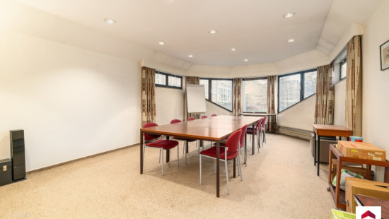 Stationsstraat - 40 - - 530/00W2 en 530/00X2 - 8700