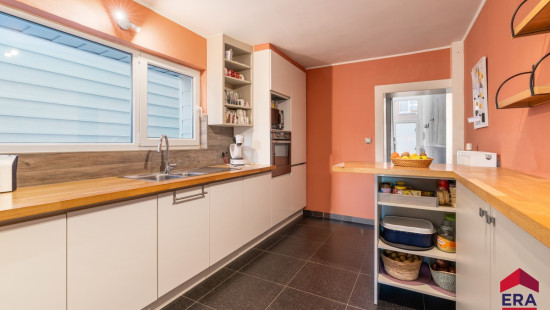 Dokter Jozef Kluyskensstraat - 36 - - 9300