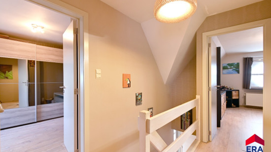 Veldbiesstraat - 17 - - 9900