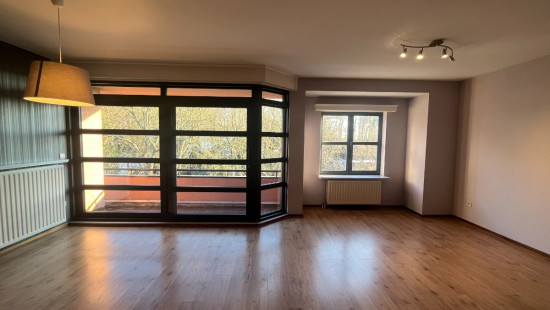 Veemarkt - 21 - 8 - 3290