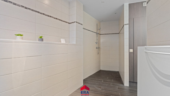 Ginderbuiten - 101 - - 2400