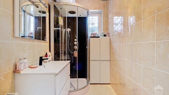 Rue d'Hennuyères - 16 - - 1420