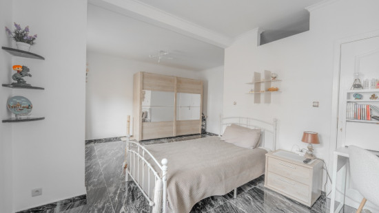 Rue de Cornillon - 66 - - 4020