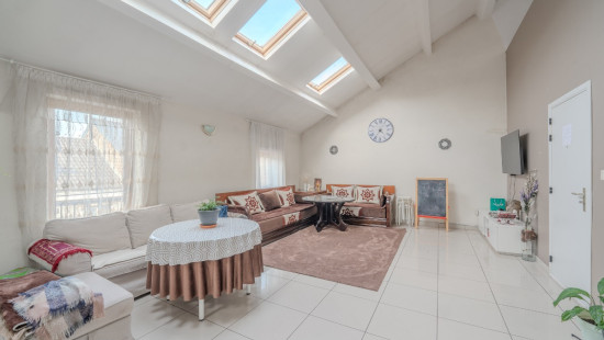 Rue de Cornillon - 66 - - 4020