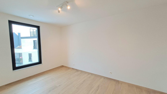 Kortrijkstraat - 2C - - 8550