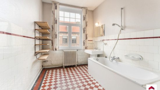 Veldmaarschalk Fochstraat - 7 - - 8000