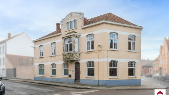 Veldmaarschalk Fochstraat - 7 - - 8000