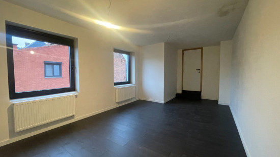 Hoogstraat - 102 - - 8531