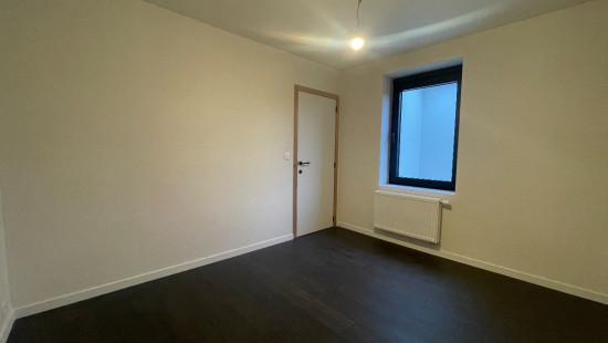 Hoogstraat - 102 - - 8531