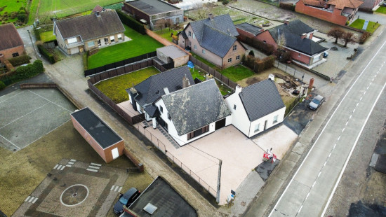 Schoolweg - 2 - - 9770