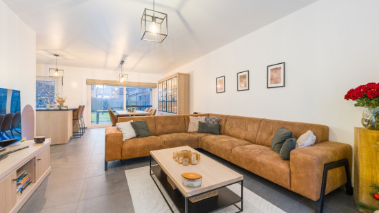 Bloemistenstraat - 33 - - 9850