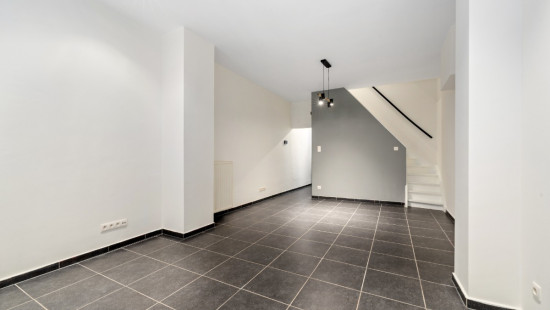 Nieuweweg - 45 - - 9500