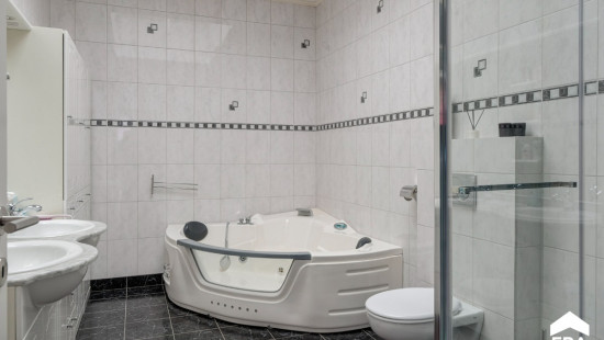 Maastrichtersteenweg - 216 - - 434 G2 P0000 - 3700