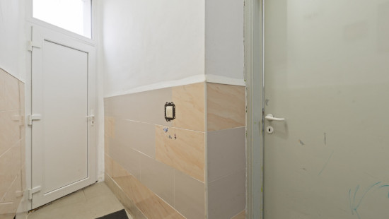 Ledebaan - 3 - - 9300