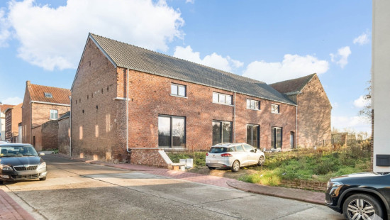 Langstraat - 18 - - 3890