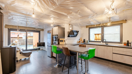 Landstraat - 16 - - 9060