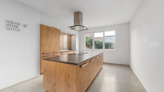 Stationsstraat - 77 - bus 4 - 9100