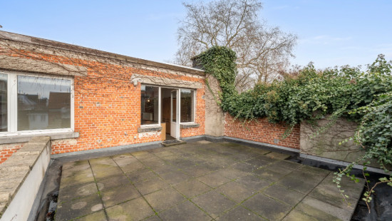 Stationsstraat - 77 - bus 4 - 9100