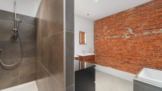 Stationsstraat - 77 - bus 4 - 9100