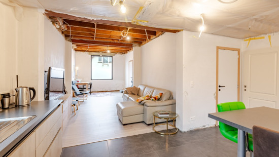 Landstraat - 16 - - 9060