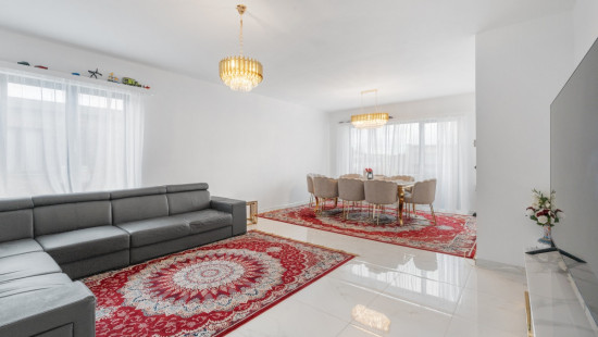 Kampstraat - 22 - - 2070