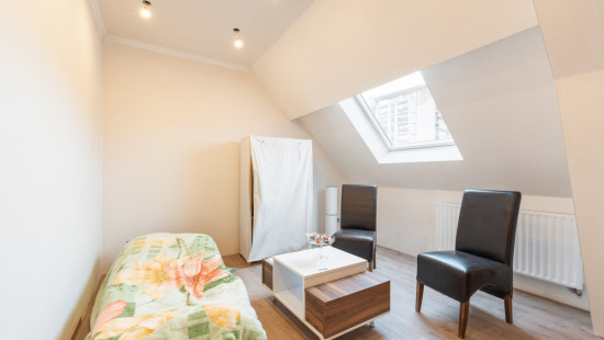 Statieplein - 24 - - 9200