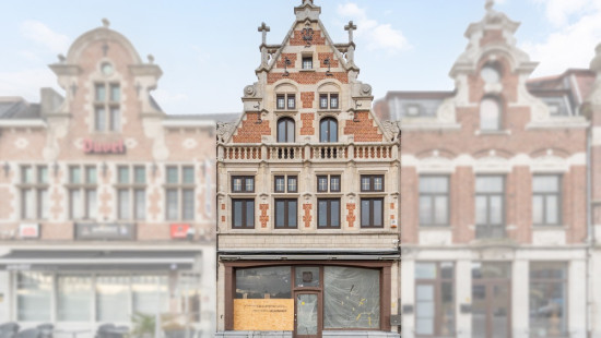 Statieplein - 24 - - 9200