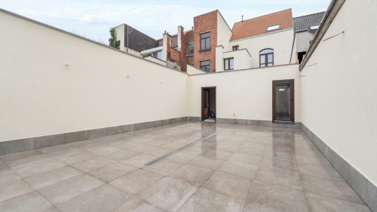 Statieplein - 24 - - 9200