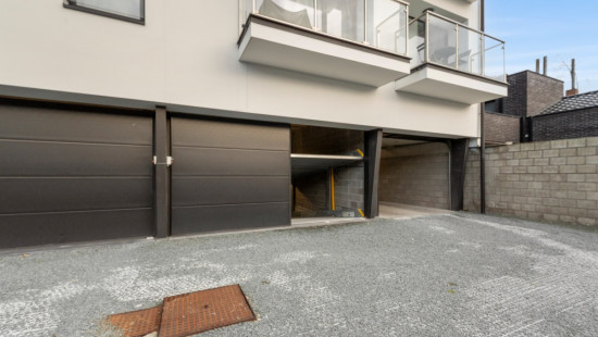 Heirbaan - 98 - GARAGE 4 - 9200