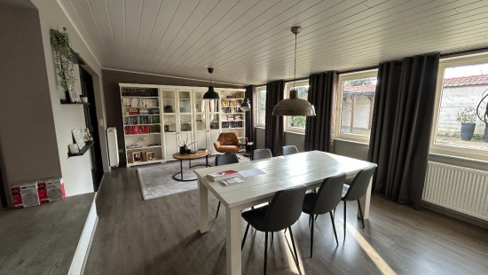 Grachtstraat - 1 - - 3900